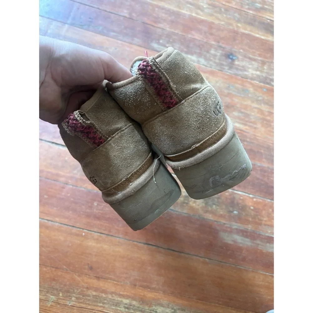UGG Neumel Heritage Platform Chukka Boots Suede Women's Size 8 Brown
